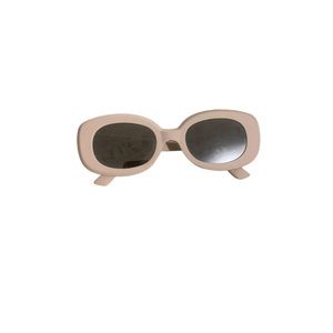 Pastel pink square fashion glasses